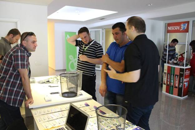 310222_520255731371066_1613676137_n