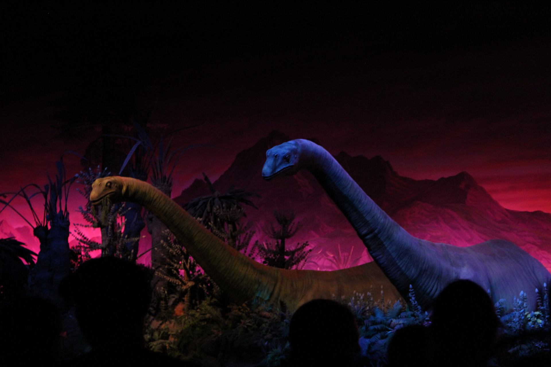 epcot - dinosaurs