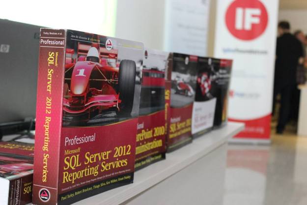 971482_520255631371076_1151810174_n